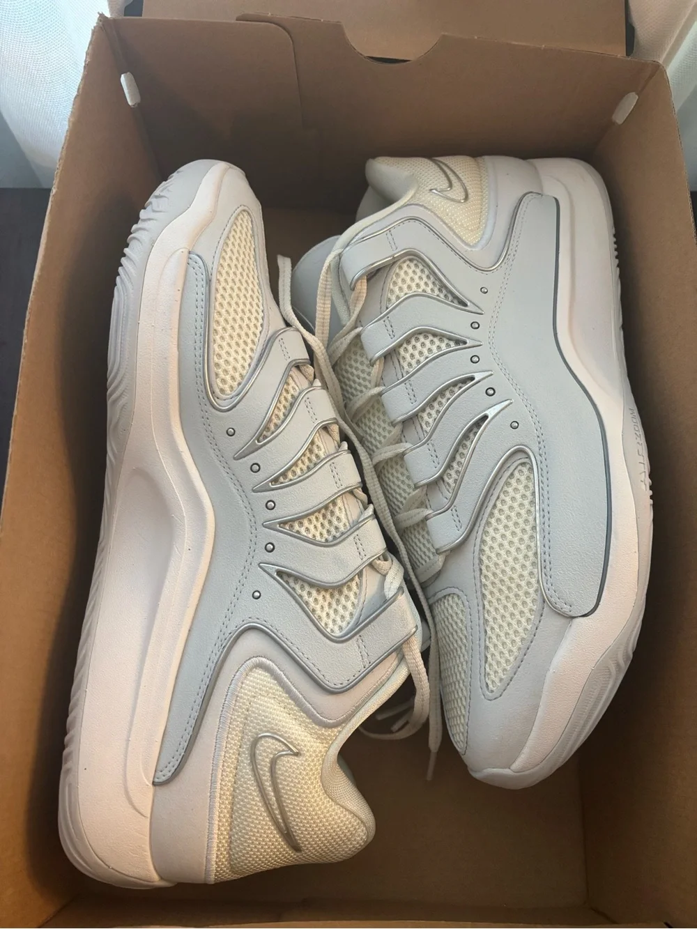 Nike KD18 Men’s 12 new
